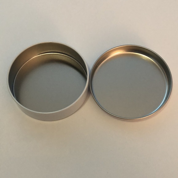 ⚓️🐠🧜‍♀️ 🐟 You Are My Sea 🌊 Metal Tin 🐳 3.5” 🐙 NWT 🐟🧜‍♀️ 🐠 ⚓️ - Picture 6 of 6